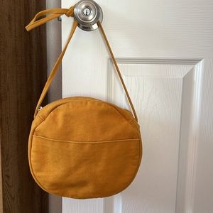 Rare Baggu Medium Circle Crossbody or Shoulder Bag
